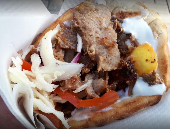 Gyros Pizza Jorgos Krnov<