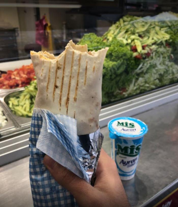 Mister Kebab u Atrium Hradec Králové<